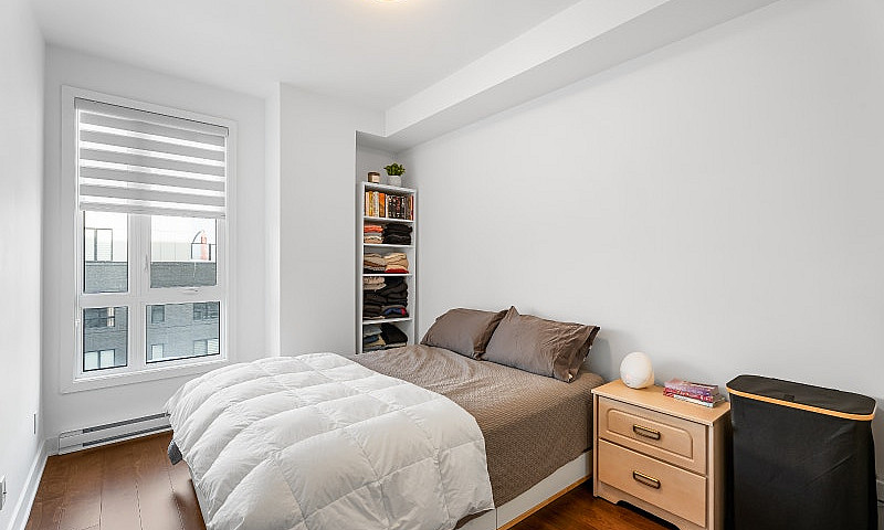 Condo For Sale - 583...