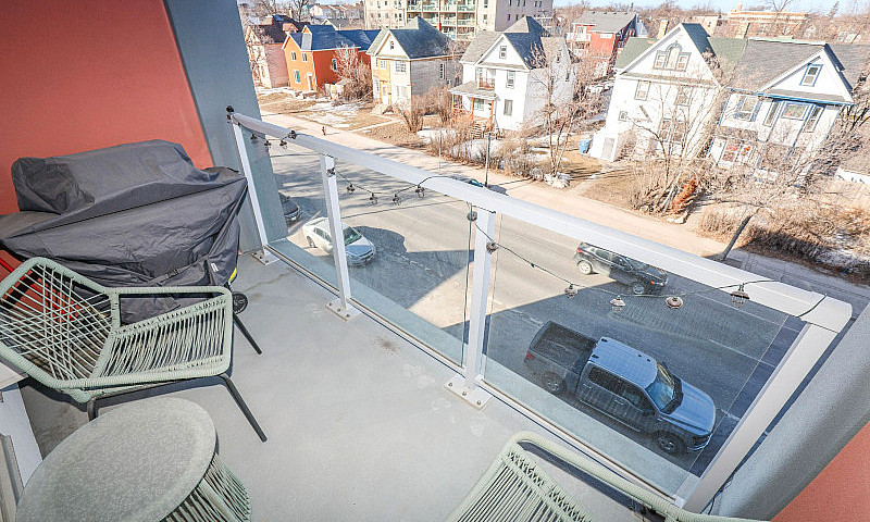 One Bedroom Unit Wit...