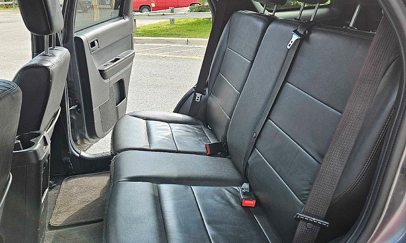 2011 Ford Escape Xlt...