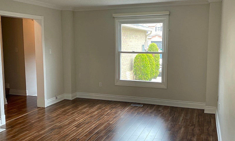 Freshly Renovated, S...