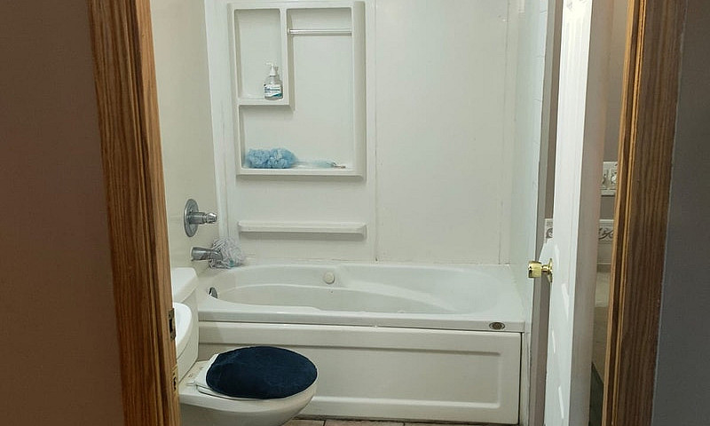 2 Bedroom 1 Bath Leg...