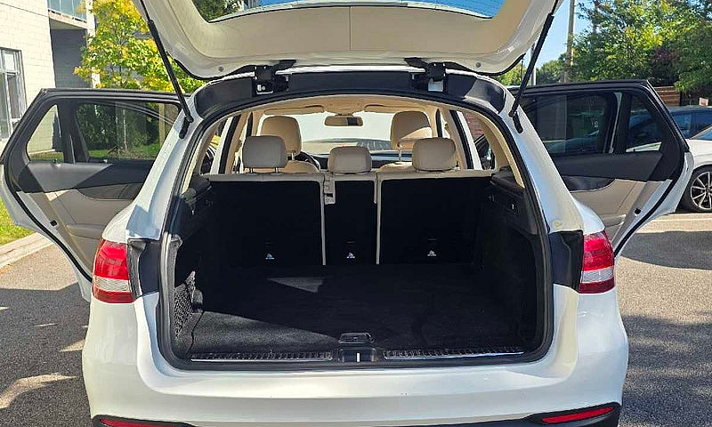 Mercedes Glc300 2018...
