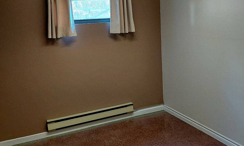 2 Bedroom Basement...