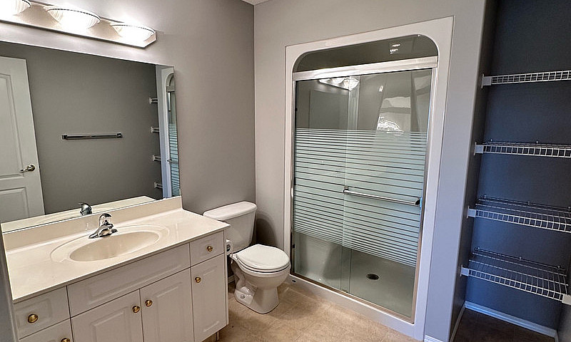 2 Beds 2Baths - Apar...