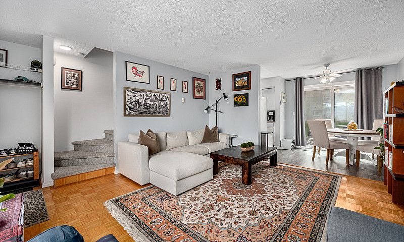 2 Bedroom, 2 Bathroo...