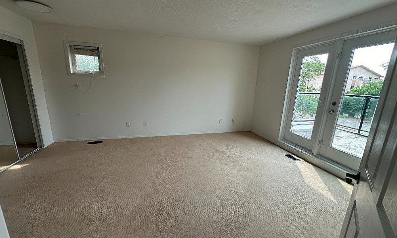  Stunning Townhome –...