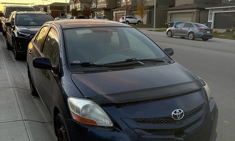 Toyota Yaris Sedan...