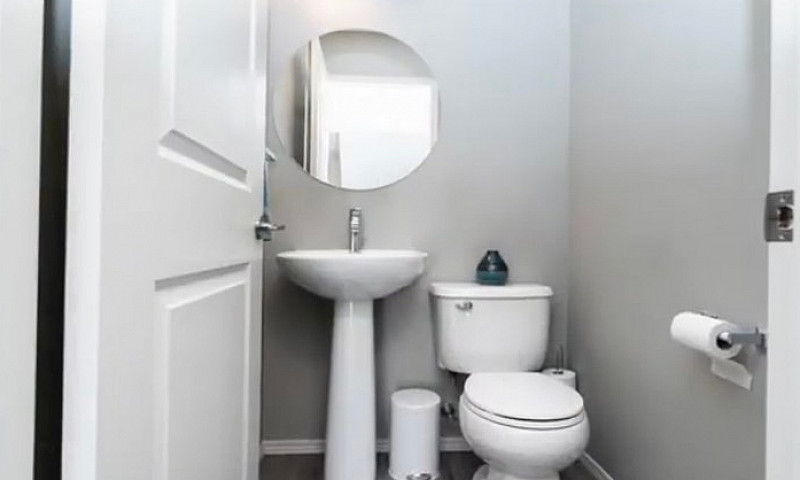 3 Bedroom Double Gar...