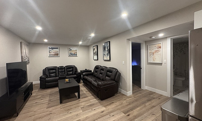 Fully Furnished 2 Be...