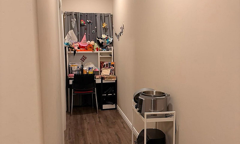 Suite For Rent In Ri...