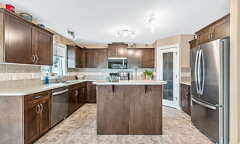 1,900Sf+ 3 Bed, 2.5 ...