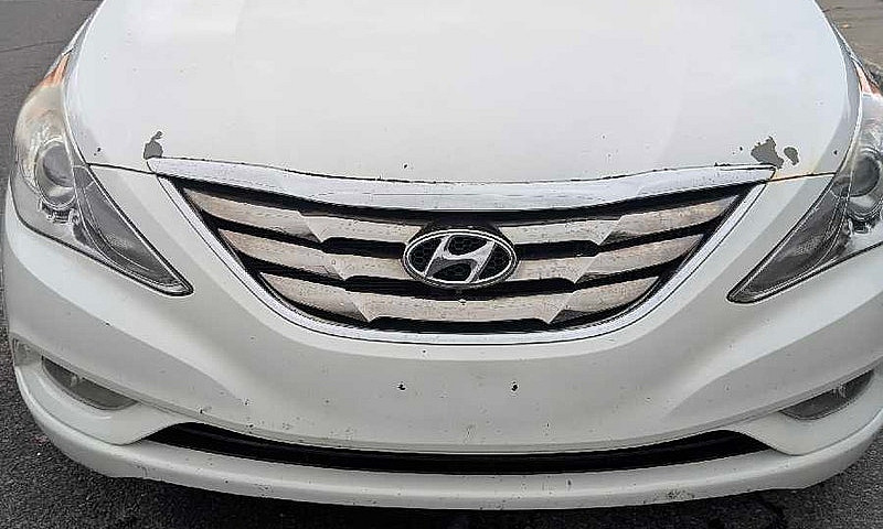 2013 Hyundai Sonata...