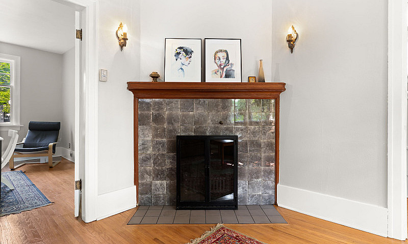 Beautiful 3 Bed/1 Ba...
