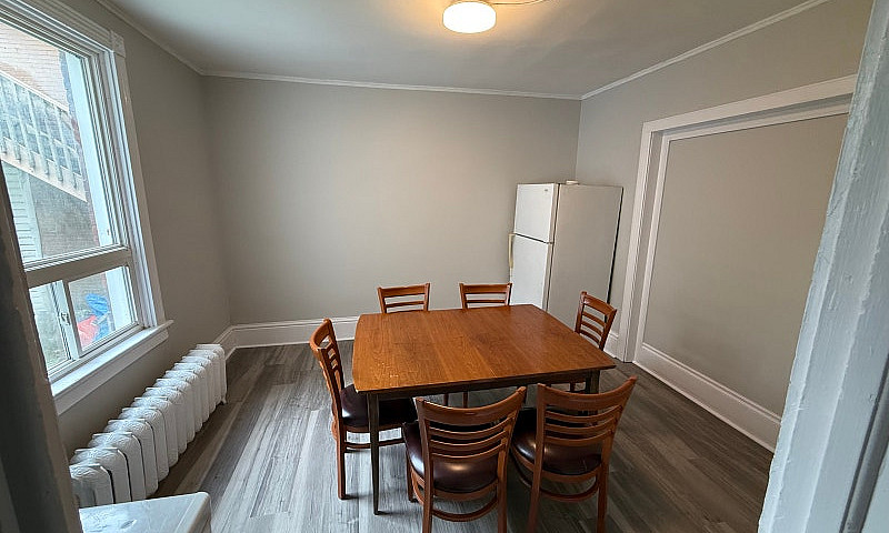 Student Housing - Fo...