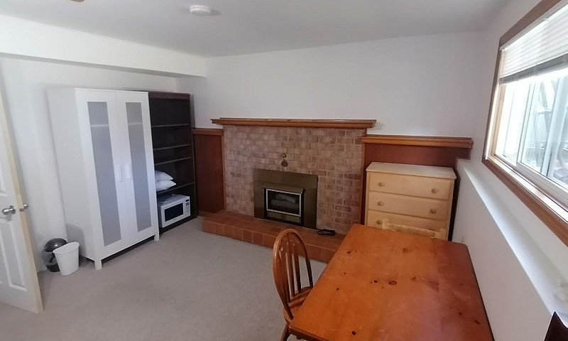 Furnished Basement N...