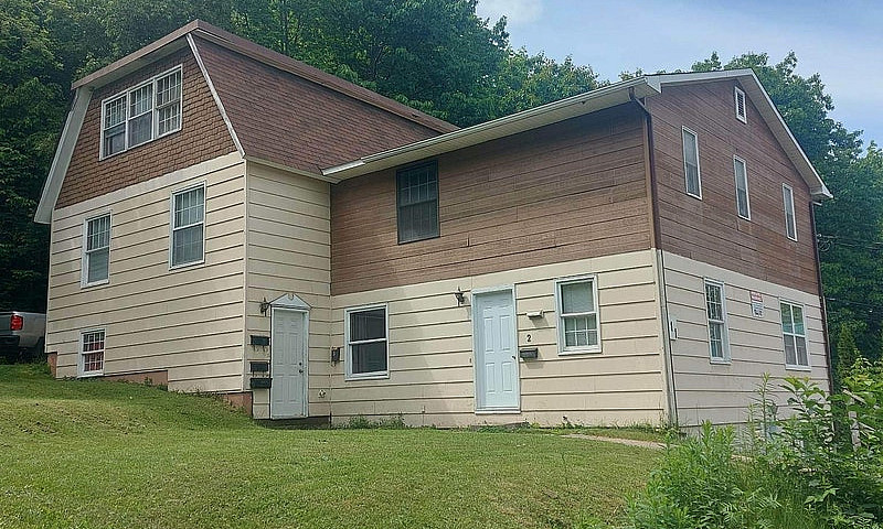6 Unit Apartment Bui...