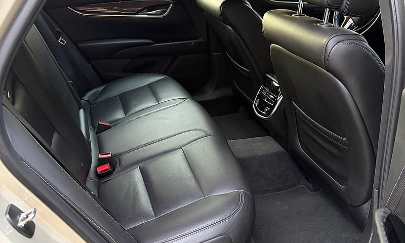 2014 Cadillac Xts...