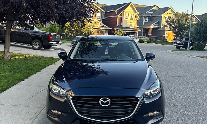 2018 Manual Mazda 3...
