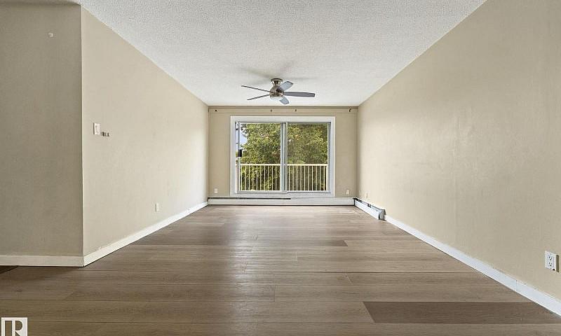 3 Bedroom Condo For ...