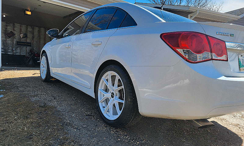 2015 Chev Cruze Dies...