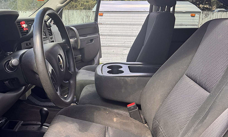 Chevy Silverado 1500...