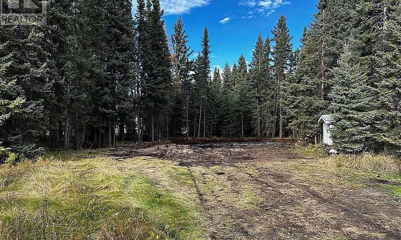 Huge Lot Candle Lake...