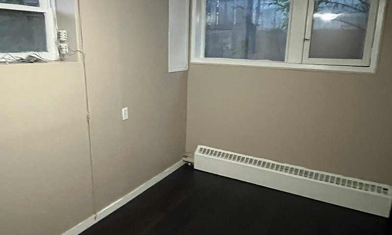 2Br Basement / Seper...