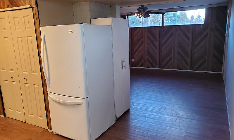 2 Bedroom, 1 Bathroo...