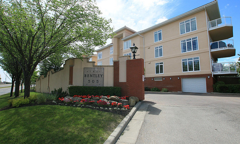 Executive Condo...