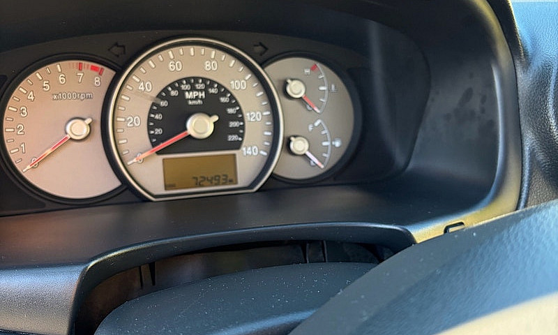 *Low Kms* 2007 Kia R...