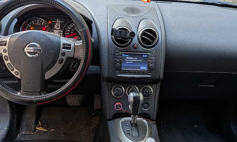 2011 Nissan Rogue...