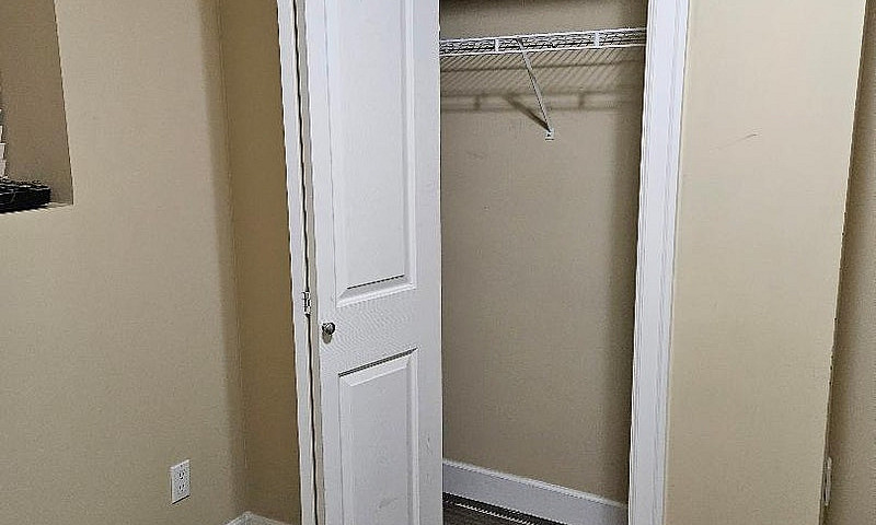 $1,800 / 2Br - 2 Bed...