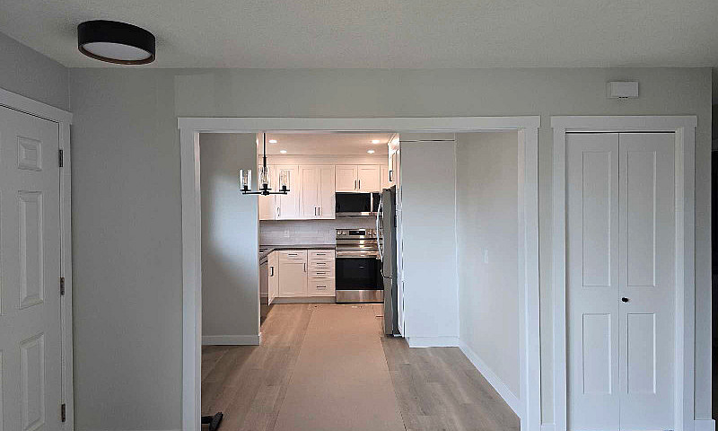Beautiful 4 Bedroom,...