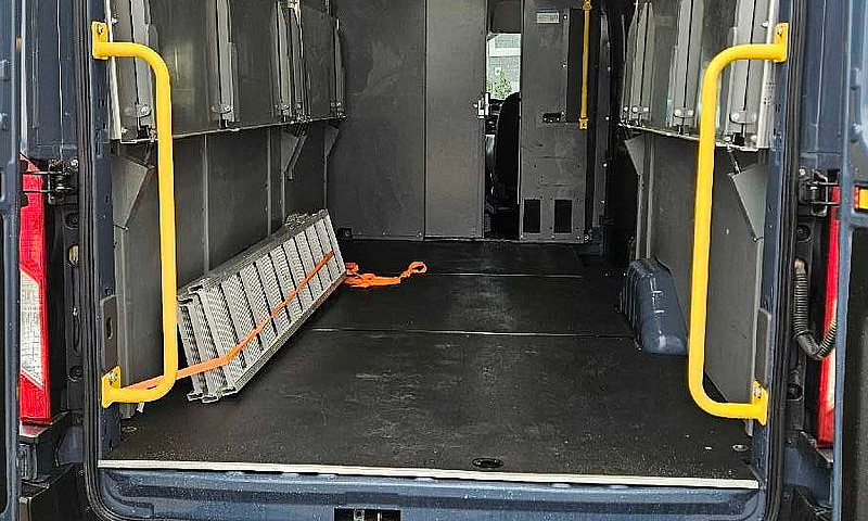 Ford Transit Awd 202...