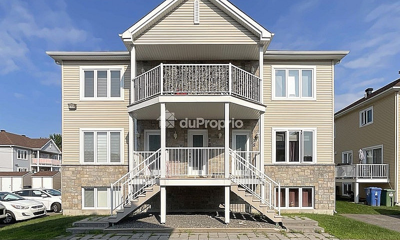 Condo (2009)  Sainte...
