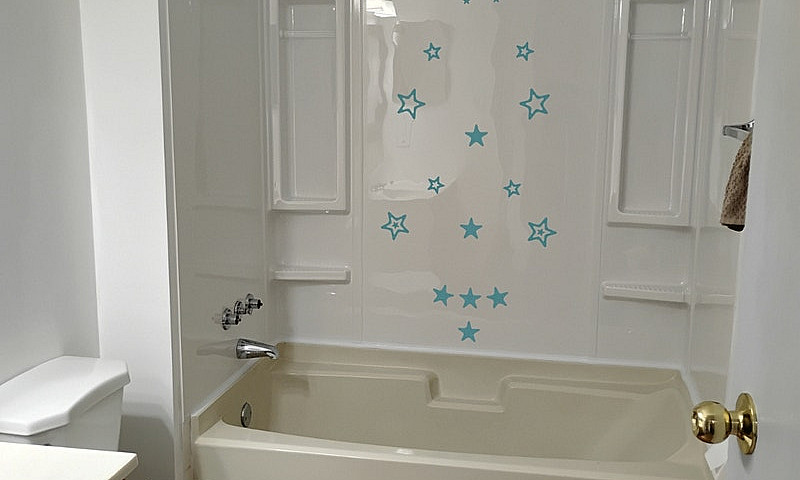 3 Br Town House For ...