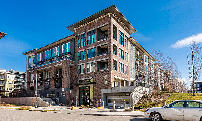 2 Bed/ 2 Bath Condo ...