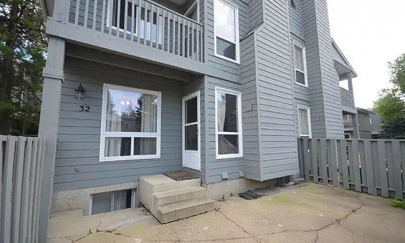 4-Bedroom Townhouse ...