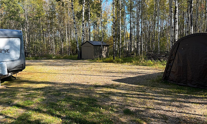 Beautiful 2 Acre Buc...