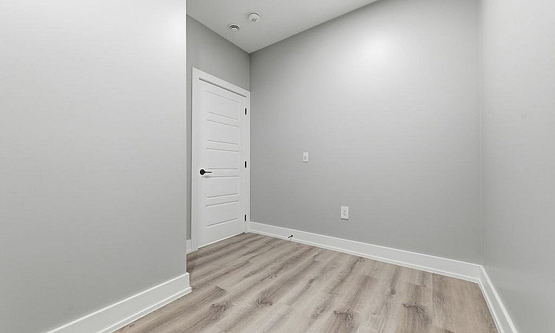 Secure One Bedroom P...