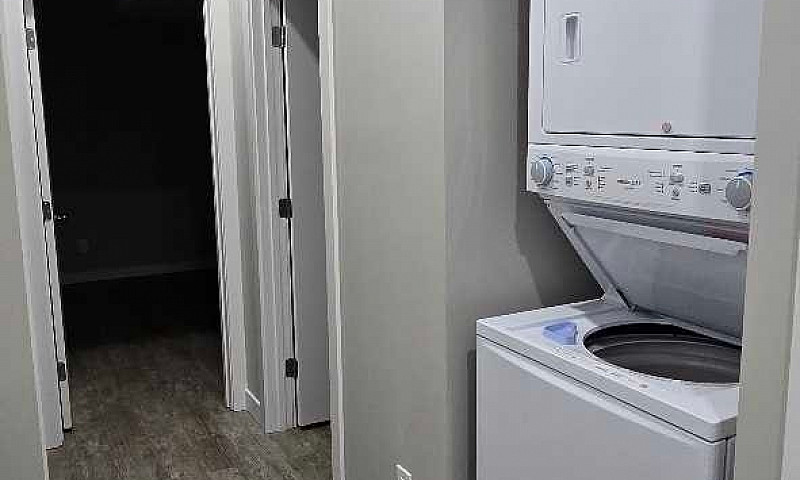 1 Month Free  Rent I...
