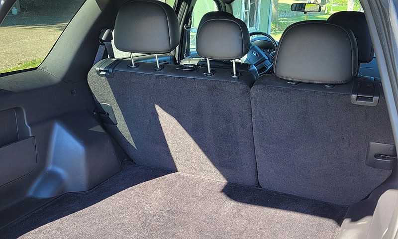2011 Ford Escape...