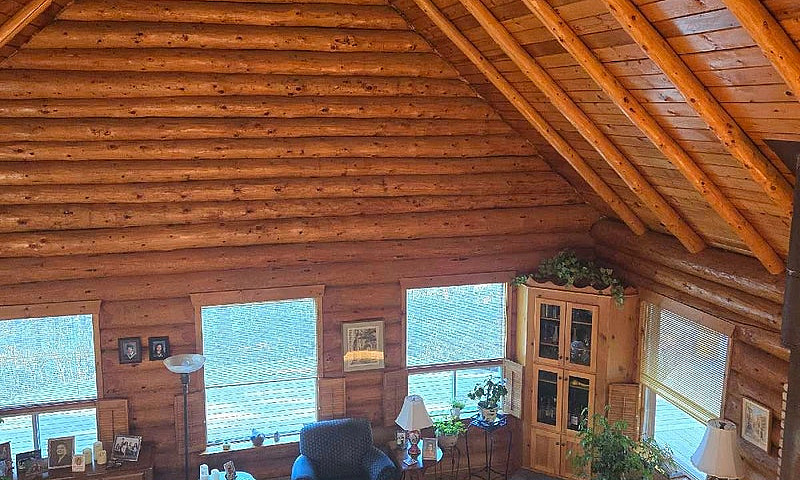 Cottage And Condo Fo...