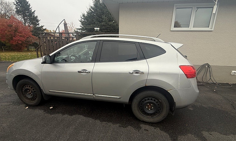2013 Nissan Rogue...