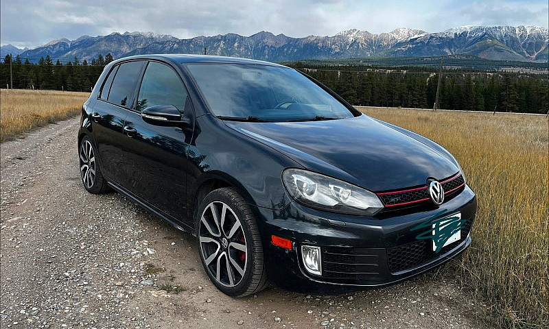 2012 Volkswagen Golf...