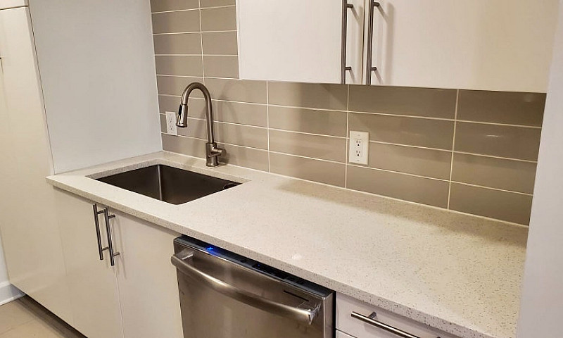 Spacious 2-Bedroom A...
