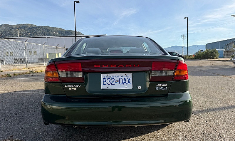 Subara Legacy L Awd...
