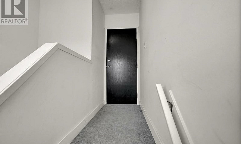 Fully Furnished 1 Be...