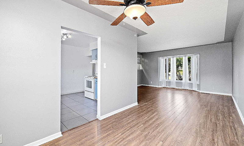 Beautiful 4 Bed 2 Ba...