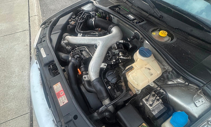 2000 Audi S4...